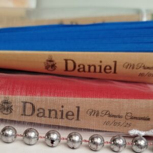 Abanico de Madera Colores Personalizado – Grabado Láser para Comunión y Eventos.